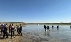 GÜNCELLEME - Şanlıurfa'da gölde kaybolan çocuğun cesedi bulundu