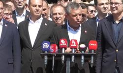 Özgür Özel: 'Sındırgı'nın afet bölgesi ilan edilmesi gerekiyor' 