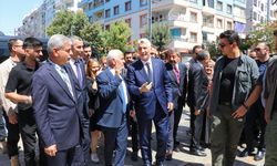 Ticaret Bakanı Bolat, Siirt'te 'STK ve İş İnsanlarıyla İstişare Toplantısı'nda konuştu: