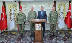 2. Ordu Komutanı Korgeneral Topaloğlu, Mardin Valisi Akkoyun'u ziyaret etti