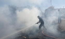 Adıyaman Belediyesi, Kömür Beldesi’nde çıkan yangına 25 araçla müdahale etti  - Videolu Haber