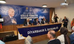 AK Parti Genel Başkan Yardımcısı Yerebakan, Diyarbakır'da çeşitli ziyaretler gerçekleştirdi