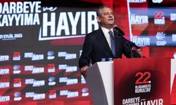 CHP'nin 22. Olağanüstü Kurultayı tamamlandı: Özgür Özel, yeniden genel başkan seçildi 