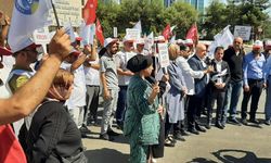 Diyarbakır'da bazı belediyelerde işten çıkarılan işçilerin eylemi sürüyor