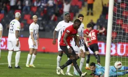 Yılmaz, "Zor deplasmandan 1 puanla döndük"