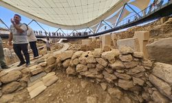 Göbeklitepe'de bulunan insan heykeli Neolitik Dönem algılarını yeniden şekillendiriyor