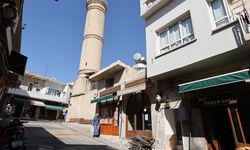 Mardinli ayakkabı ustası 5 metrekarelik iş yerinde 50 yılı aşkın süredir çalışıyor