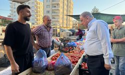 Midyat Belediye Başkanı Şahin esnafı ziyaret etti