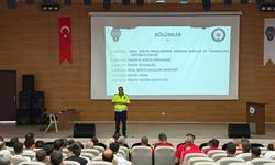 Siirt'te okul servis sürücülerine yönelik eğitim semineri verildi
