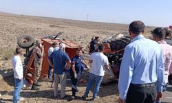 Traktör römorkunun altına kalan kişi öldü