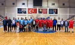 Adıyaman İl Millî Eğitim Müdürlüğü Voleybol Takımı il birincisi oldu