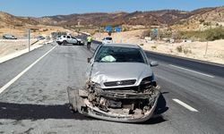 Besni'de Trafik Kazası: 5 Yaralı