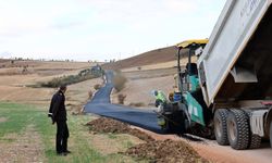 Adıyaman'da köy yollarında ilk kez sıcak asfalt dönemi