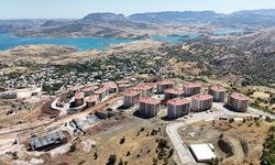 Gerger'de 228 deprem konutunda sona gelindi