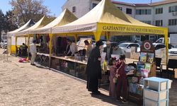Araban'da Gazze'ye destek için 'hayır çarşısı' açıldı