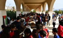 Batman Hasankeyf'te okulların desteğiyle Gazze yararına kermes düzenlendi