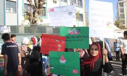 Cizre Müftülüğü Gazze yararına hayır çarşısı açtı