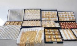 Diyarbakır'da 7,5 kilo işlenmiş kaçak altın ele geçirildi