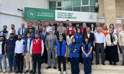 Kahta'da Gençlik Liderleri Toplantısı