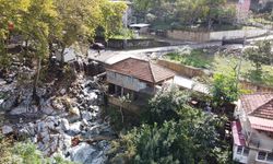 Sağanaktan etkilenen Hatay'da çalışmalar sürüyor