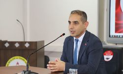 İl Sağlık Müdürü Prof. Dr. Şirik, 'Kariyer Günleri'nde öğrencilerle buluştu