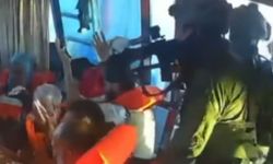 İsrail tarafından alıkonulan 4 aktivist sınır dışı edildi