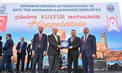 Cumhurbaşkanı Tatar'dan Adıyamanlı İş İnsanına Plaket