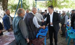 Örenli’de lokma dağıtıldı, Muhtar’dan Tutdere’ye teşekkür