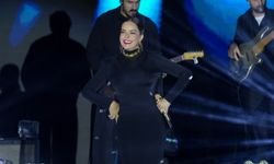 Şarkıcı Bengü Mardin Kültür Yolu Festivali'nde konser verdi