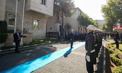 Kurtulmuş Diyarbakır'da Valilik ve Büyükşehir’i ziyaret etti