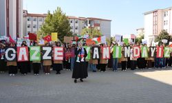 Kahta Kız İHL’de Filistin’e Destek Etkinliği