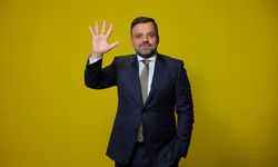 Turkcell, ihalede 160 MHz ile en yüksek frekansı aldı