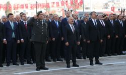 Adıyaman'da Atatürk'ü Anma Programı Gerçekleştirildi