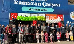 Adıyaman'da öğrenciler Filistin yararına kermes düzenledi