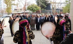 AK Parti Genel Merkez Kadın Kolları İnsan Hakları Başkanı Gerçek Tekin, Siirt'te konuştu: