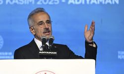 Uraloğlu, "300 milyar dolarlık ulaştırma ve altyapı yatırımı yaptık"