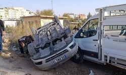 Besni'de tek taraflı trafik kazası: İtfaiye ekipleri müdahale etti - Videolu Haber