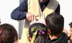 Batman'da öğrencilere kışlık giysi ve çanta yardımı