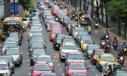 Motosiklet ve traktör sürücülerine yeni kurallar