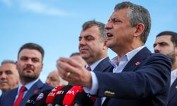 Özgür Özel, 'CHP İmralı'ya gidecek mi?' soruna yanıt verdi: 'Sürecin derinliği MHP'ye ölçültülecek'