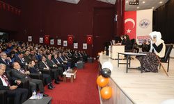 Şırnak ve Elazığ'da '24 Kasım Öğretmenler Günü' kutlandı