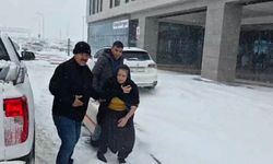 Adıyaman Belediyesi’nden kar altında hayat kurtaran müdahale