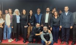 Adıyaman Kent Konseyi'nden Gölge Sanat Akademisi'nde şiir ve müzik dinletisi - Videolu Haber