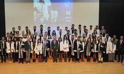 ADYÜ Diş Fakültesi Öğrencileri Beyaz Önlük Giydi