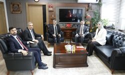 AK Parti Adıyaman heyeti ve Bakan Yardımcısı Ahmet Aydın bir araya geldi