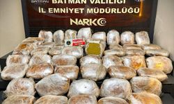 Batman'da otomobilde 56,75 kg toz esrar ele geçirildi