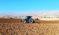 Batman'da hububat ve baklagil ekimi mesaisi sürüyor