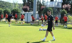 Eski futbolcu Gökhan Gönül de gözaltında