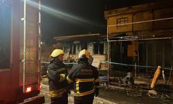 Diyarbakır'da hırdavat dükkanında çıkan yangın söndürüldü