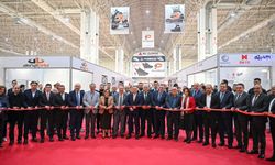 Ayakkabı, Saraciye, Terlik ve Yan Sanayi Fuarı Açıldı
